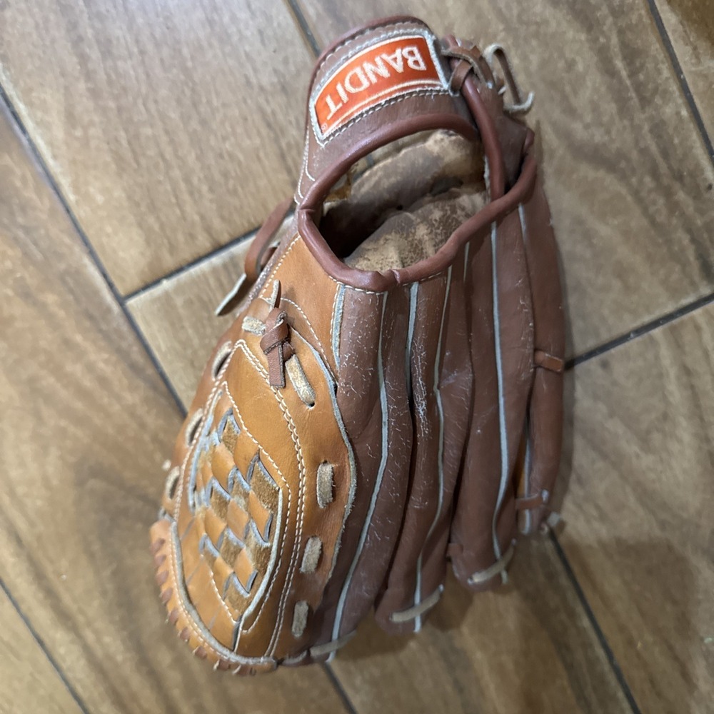 Vintage Bandit Leather Baseball Glove Mitt 12" Korea RHT Right Throw Web Catch